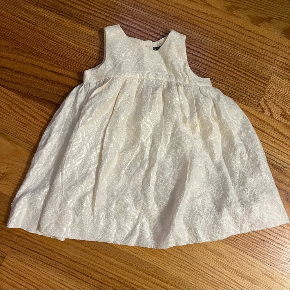 Baby gap cream holiday dress size 6-12 months